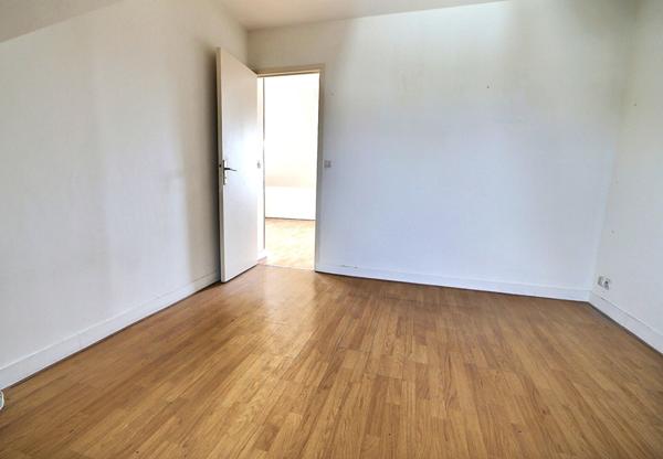 Appartement Aubervilliers 2 pièces 26.42 m2