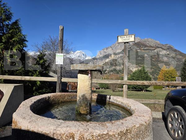 Appartement T3 avec cave te terrasse.