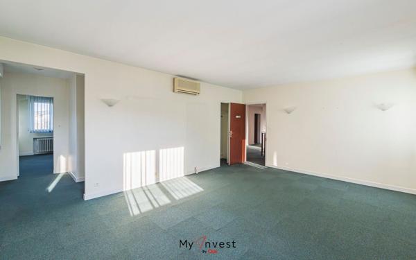 Immeuble à vendre    2 pièces •  Laon