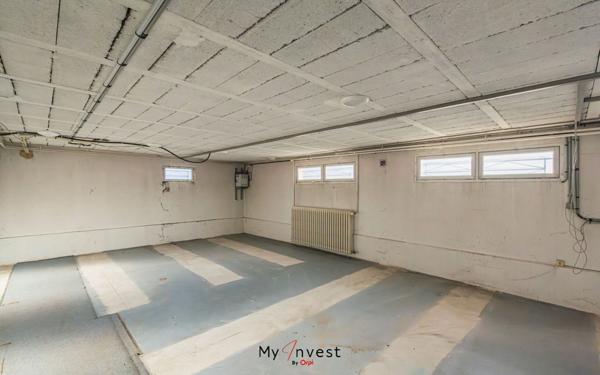 Immeuble à vendre    2 pièces •  Laon