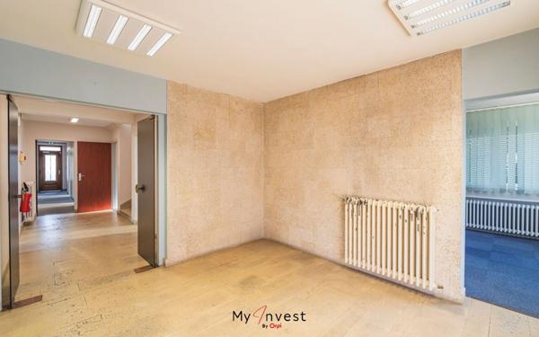 Immeuble à vendre    2 pièces •  Laon