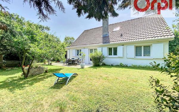 Maison à vendre    5 pièces • 136 m2 Le Mesnil-Saint-Denis