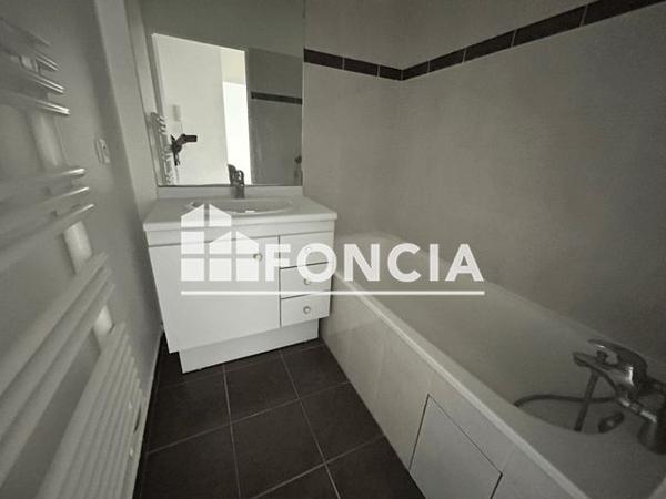 Location Appartement 2 pièces 40.05 m² - 2 RUE D'AUSTRALIE Massy 91300