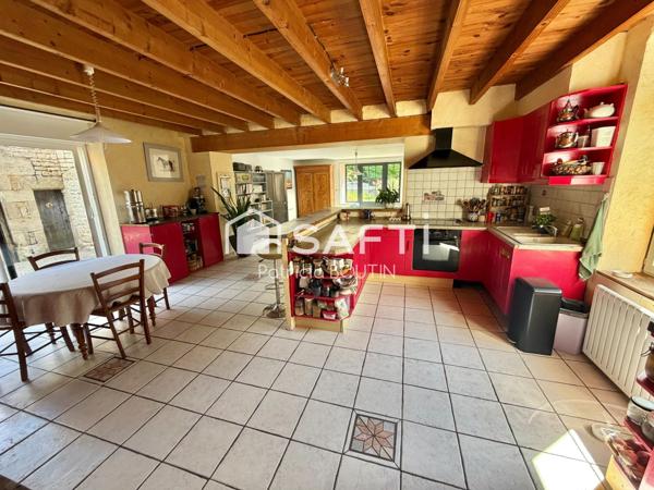 MAISON EN PIERRE 3 CHAMBRES + GRANGE ET DÉPENDANCES A VILLIERS EN PLAINE !