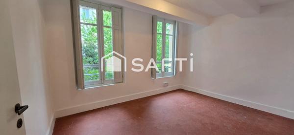 Duplex T4 rénové, vue jardin, intra-muros Avignon