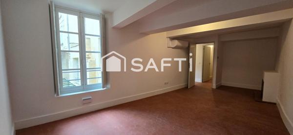Duplex T4 rénové, vue jardin, intra-muros Avignon