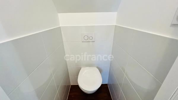Quimper (29) - Maison centre ville de 75,21 m² habitable - 124 m² utiles - Terrasse - Double garage.