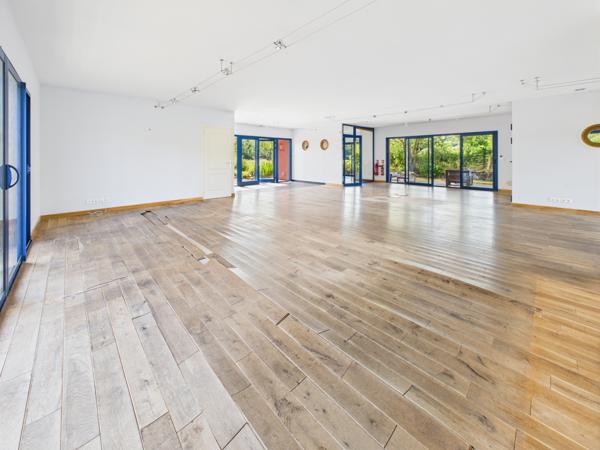 Sichamps (58700) EXCEPTIONNEL – BIEN D’ARCHITECTE AU CŒUR DE LA NATURE – SICHAMPS