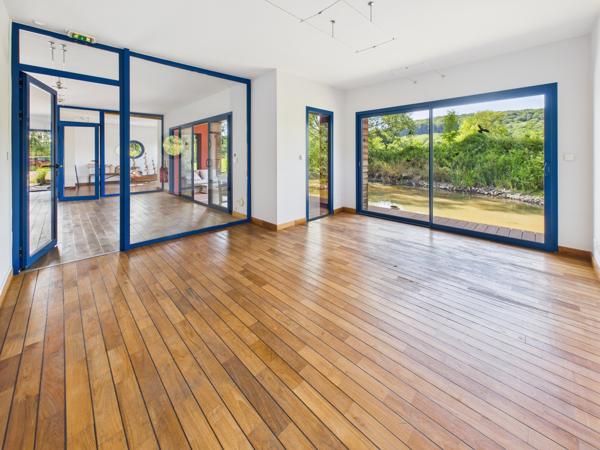 Sichamps (58700) EXCEPTIONNEL – BIEN D’ARCHITECTE AU CŒUR DE LA NATURE – SICHAMPS