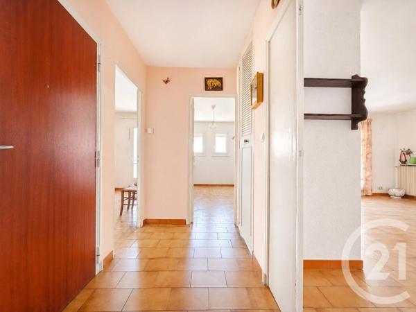 Appartement T3 à vendre  3 pièces - 71 m 2   LA VALETTE DU VAR  - 83