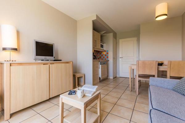 Port-en-Bessin-Huppain (14520) Golf d'Omaha Beach… Votre Cottage meublé