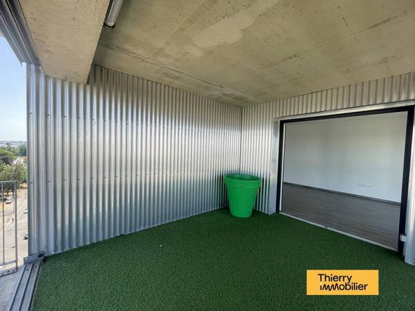 Appartement 2 pièces                                        - 44200 Nantes - Île de Nantes Réf : 127776