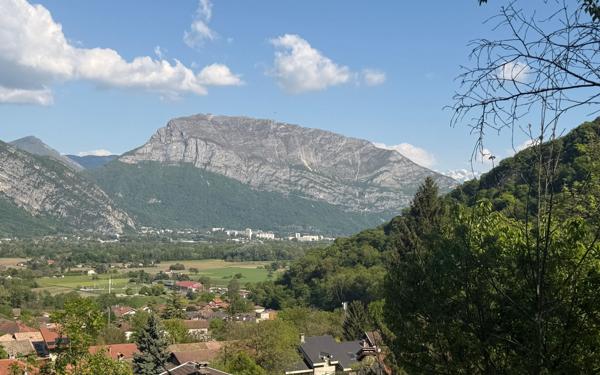 Maison à vendre    8 pièces • 368 m2 Noyarey
