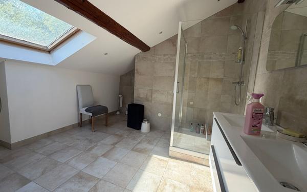 Maison à vendre    8 pièces • 368 m2 Noyarey