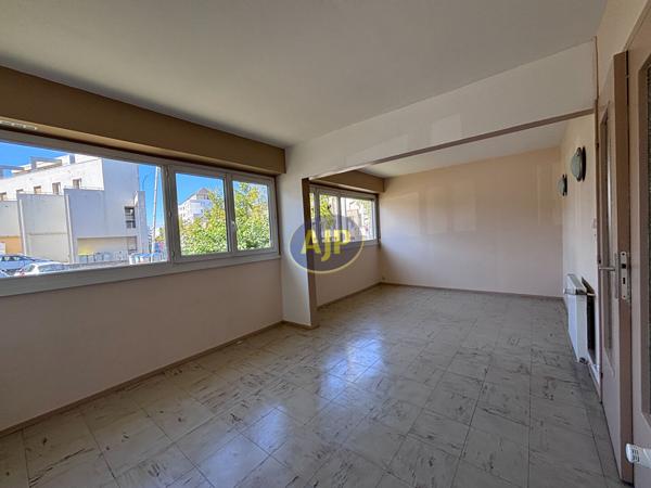 Appartement à louer Reze : 4 pièces, 70m² avec 2 chambre(s) à 983€ - AJP Immobilier Nantes Sud