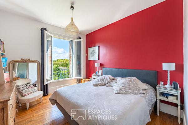 Lumineuse maison familiale avec jardin, au calme