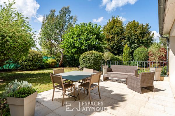 Lumineuse maison familiale avec jardin, au calme