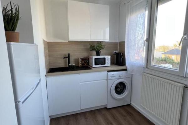Location - Appartement 2 pièces 40 m 2 LE MANS (72000)