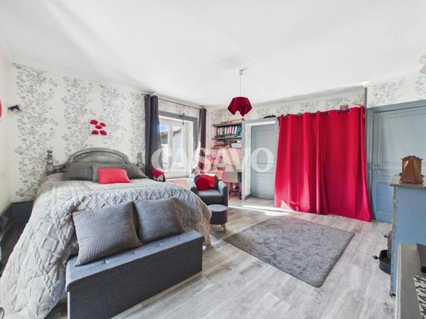 Vente Maison 5 pièces de 195m² - 69700 Givors