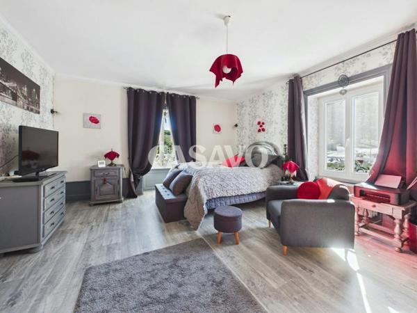 Vente Maison 5 pièces de 195m² - 69700 Givors