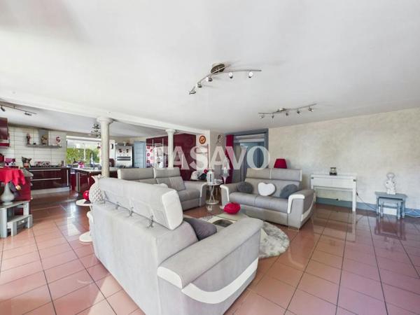 Vente Maison 5 pièces de 195m² - 69700 Givors