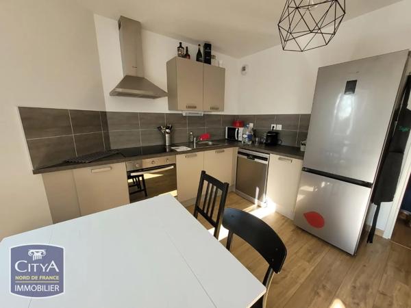 Appartement à louer 3 pièces 61.69m² Valenciennes (59300)