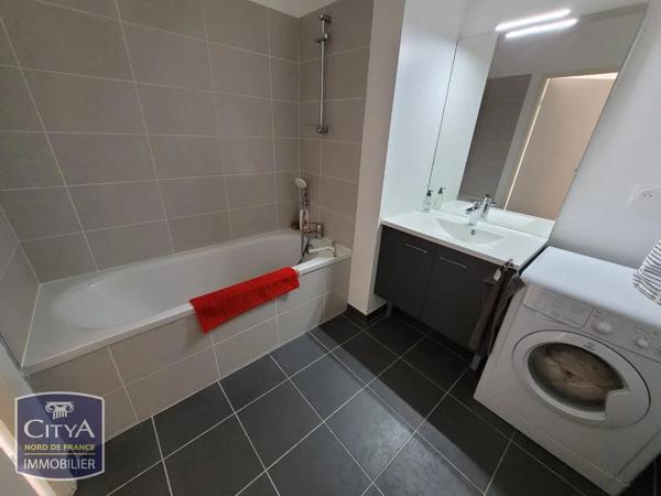 Appartement à louer 3 pièces 61.69m² Valenciennes (59300)