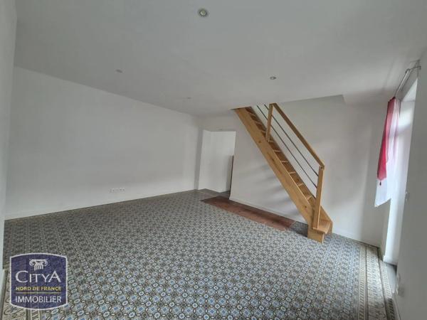 Maison à louer 2 pièces 62.62m² Poix-du-Nord (59218)