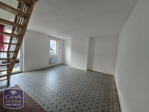 Maison à louer 2 pièces 62.62m² Poix-du-Nord (59218)