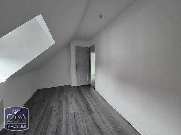 Maison à louer 2 pièces 62.62m² Poix-du-Nord (59218)