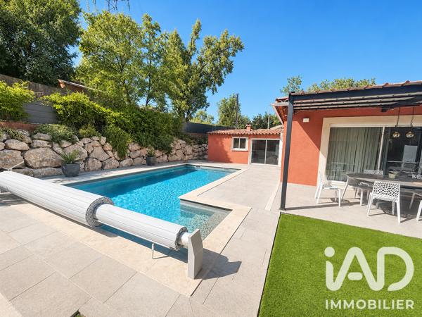 Maison à vendre 6 pièces 175,03 m² Sainte-Tulle