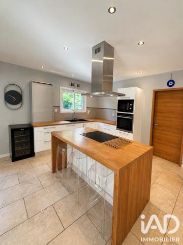 Maison à vendre 6 pièces 175,03 m² Sainte-Tulle