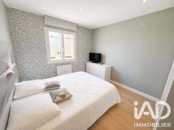 Maison à vendre 6 pièces 175,03 m² Sainte-Tulle
