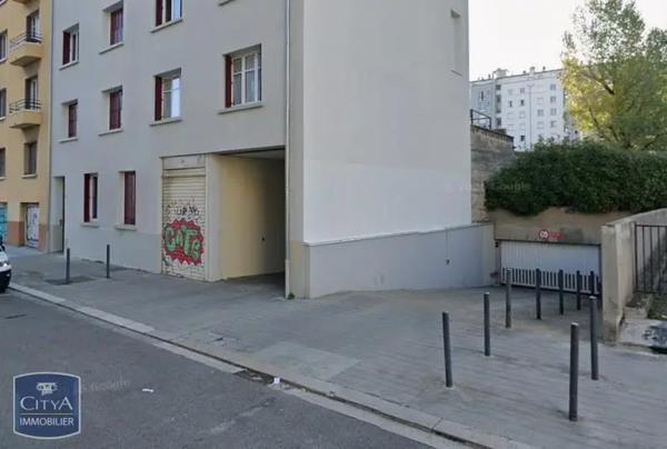 Parking à louer 15m² Grenoble (38000)
