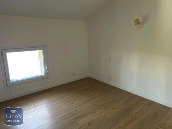 Appartement à louer 3 pièces 64.07m² Orange (84100)