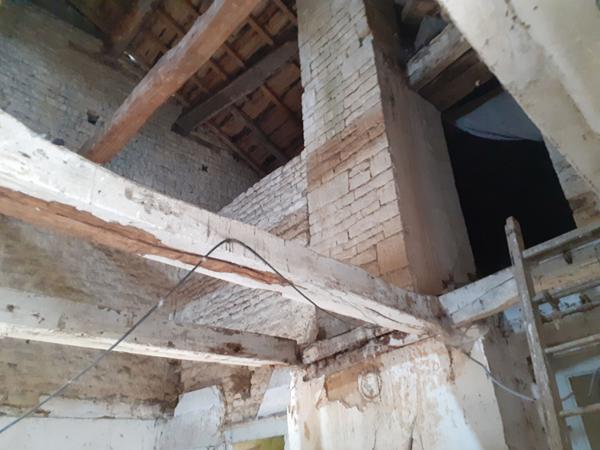 Grange Orges 4 pièce(s) 187 m2