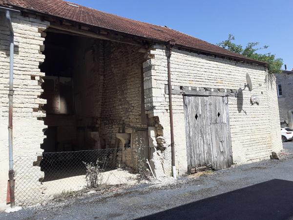 Grange Orges 4 pièce(s) 187 m2