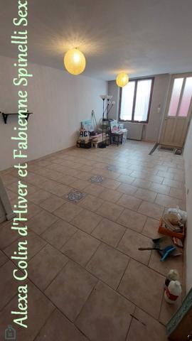 Maison centre ville avec terrasse et patio