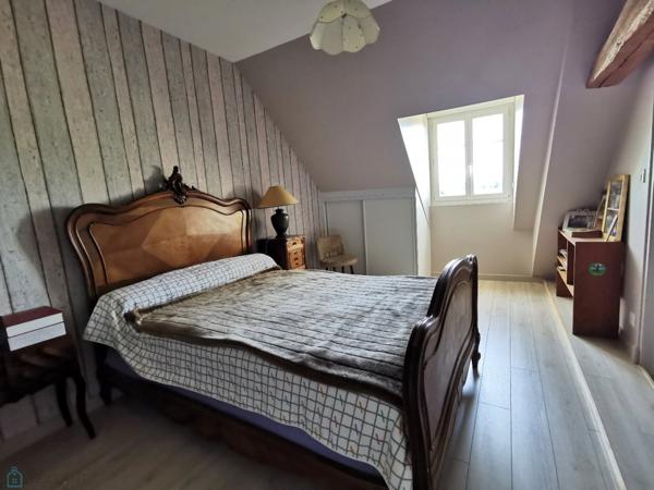 Maison 6 pièces, grand terrain et nombreuses dépendances