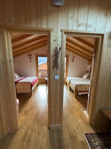 SAMOENS , CHALET MITOYEN ,EN COPROPRIÉTÉ , 3 pièces ,62 m2 ,460 000 euros