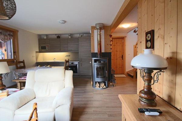 SAMOENS , CHALET MITOYEN ,EN COPROPRIÉTÉ , 3 pièces ,62 m2 ,460 000 euros