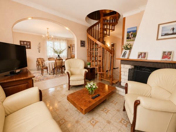 Maison à vendre à La Chapelle-sur-Erdre (44240) - Loire-Atlantique