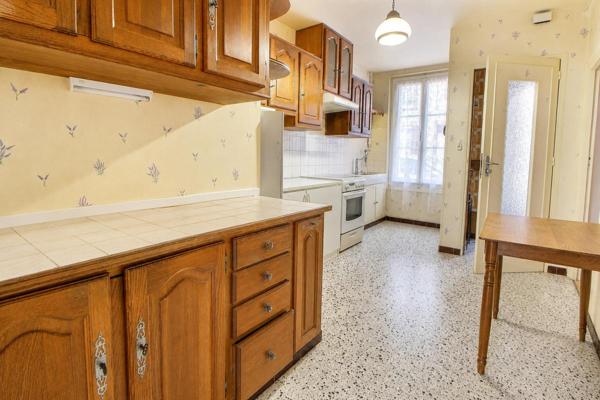 Maison de ville 95 m² Brou 2 chambres et 1 bureau