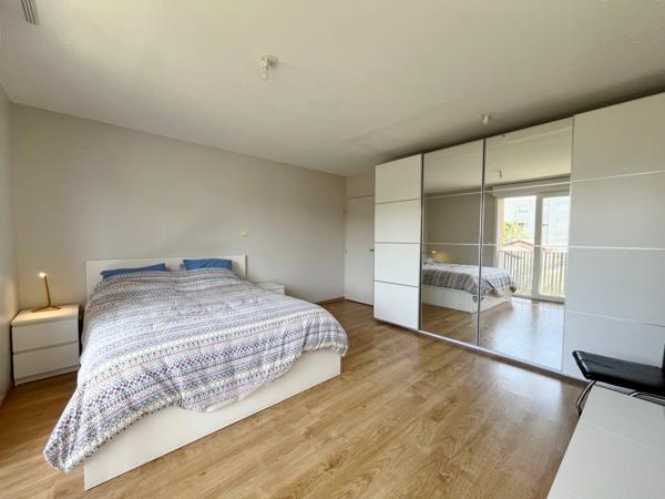 Appartement à vendre 4 pièces MEYZIEU (69)