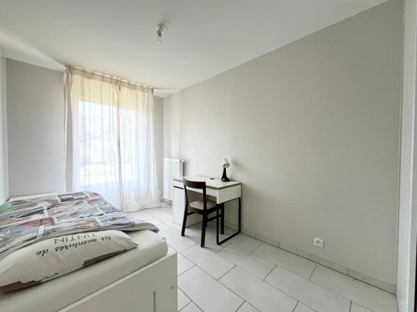 Appartement à vendre 4 pièces MEYZIEU (69)