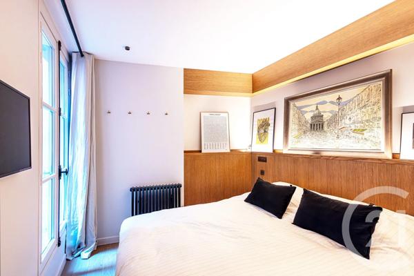 Appartement à vendre  4 pièces - 57,03 m 2   PARIS  - 75006