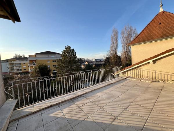Superbe Appartement 5 Pièces – 147 m² – Charnay-lès-Mâcon