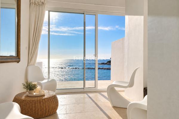 À vendre - Carry-le-Rouet - Villa pied dans l'eau- vue à 180 °