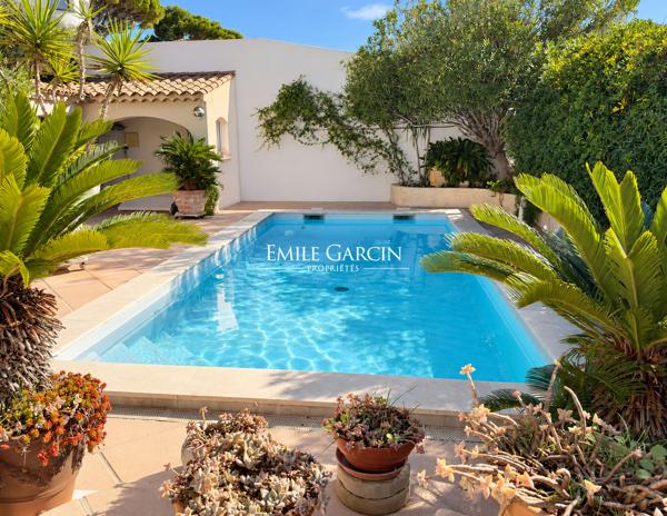À vendre - Carry-le-Rouet - Villa pied dans l'eau- vue à 180 °