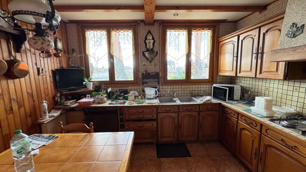 Maison à Abbeville 10 pièce(s) 212 m2 proche centre ville